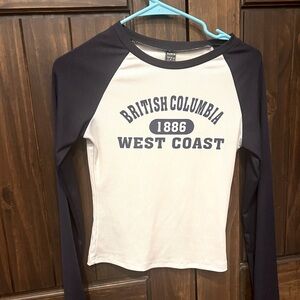 Long sleeve graphic T shirt